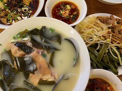 -中和裴氏蹄花(府河路店)