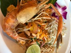 pad&nbsp;thai-Chom Cafe and Restaurant