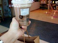 -瑞幸咖啡(解放碑英利大融城店)