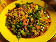 -拈签一笑黄牛肉辣卤串串