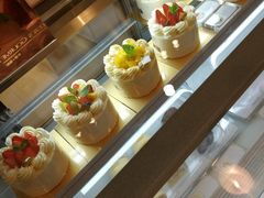 -花花卷卷·鲜食蛋糕(静安久光百货店)
