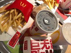 -麦当劳(龙洞店)