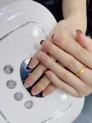-秀色美甲美睫纹绣护肤