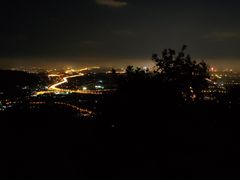 -鬼笑石后山停车场
