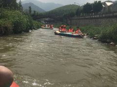 -仙山谷激浪漂流