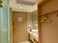 -维也纳酒店(广州白云国际机场航站楼店)