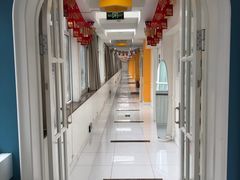 -西安小天鹅艺术团(曲江Alice店)