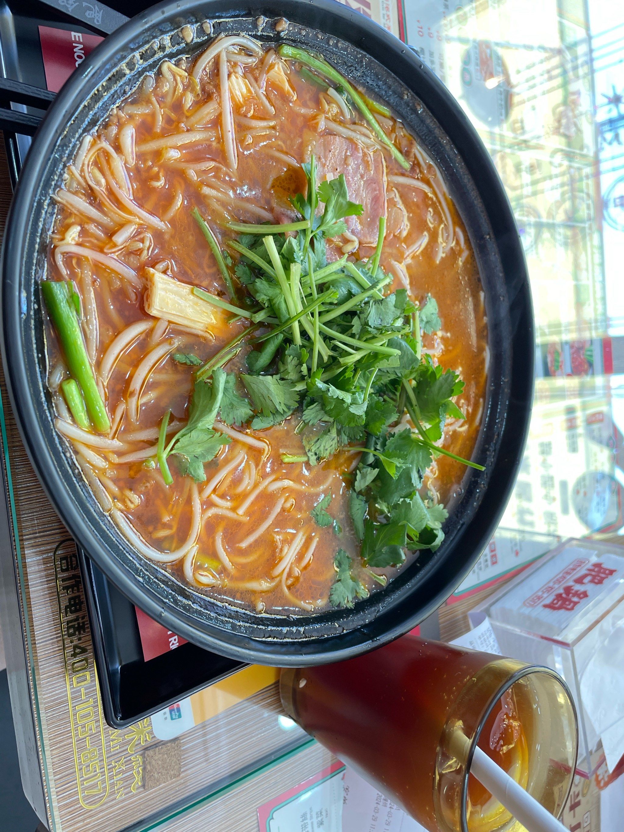 港式肥锅米线