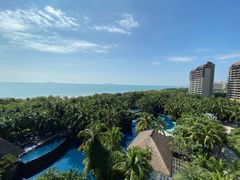 -三亚湾海居铂尔曼度假酒店