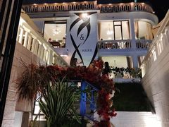 -Mark&Mars Restaurant