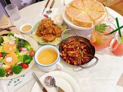 -热地HOT PLACE洋风韩餐(红旗街店)