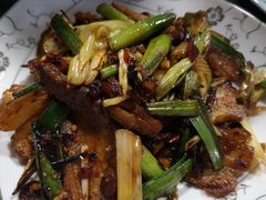回锅肉-口口香小吃店