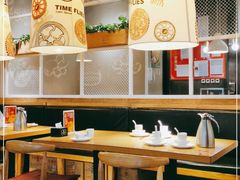 大堂-吕氏疙瘩汤·海鲜新鲁菜(凯德mall新都心店)