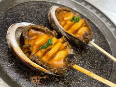 石锅大鲍鱼-品海楼·大连海胆锅贴馆(东港店)