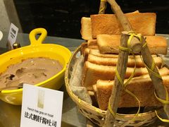 -东方红海鲜百汇(国际大厦店)