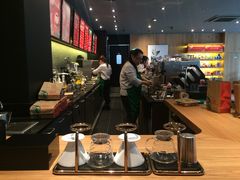 -星巴克(宁波东门银泰店)