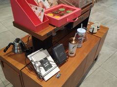 -星巴克臻选(青岛金狮广场店)