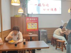 -牡丹广场薛栓子擀面皮大王