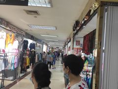-百荣世贸商城