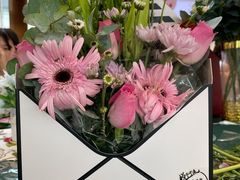 -宁波宝信宝马4S店(江北日湖店)