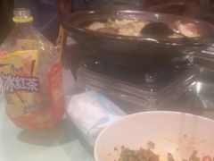 -帅巴人舅母子腊蹄民俗村