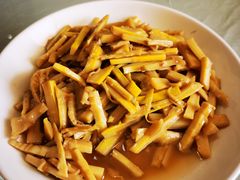 -天乐农家鱼头王(天目湖店)