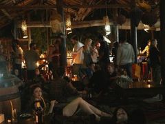 -乌托邦酒吧和餐厅