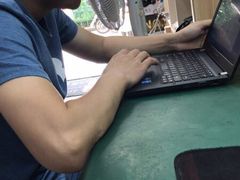 -鸿准通信科技·忠诚手机电脑维修中心(三林店)