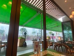 靠窗位-福龙葡国餐(百老汇店)