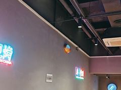 -老街烧烤大排档·地道湖北菜·龙虾馆(汉口火车站店)