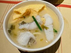 -荣家黄鱼面(前滩太古里店)