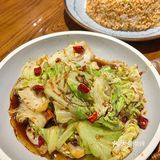 在青岛你永远可以相信学校旁边人均30的平价炒菜饭店！