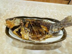 酥烤鲫鱼-老上海里弄味道(知春路店)