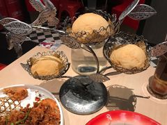 霸王酥皮叉烧包-避风塘(宝山万达店)