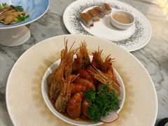 -浅深(世茂滨江精品店)