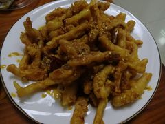 炸鱿鱼条-天伦海鲜·老味道·青岛菜(栈桥天主教堂店)