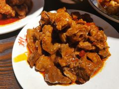 -爆炸头阿姨小四川正宗川味小吃(无任何分店)