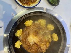 -雪乡人家东北菜·铁锅炖一切(高斯路店)