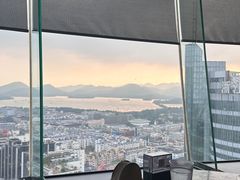 -Hi City·城市之巅