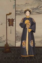 -盘子女人坊古装写真摄影(厦门总店)