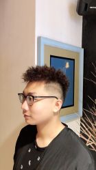 -苑苑发型设计