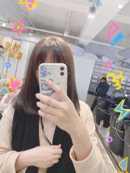 -妃格美发沙龙·烫发·染发