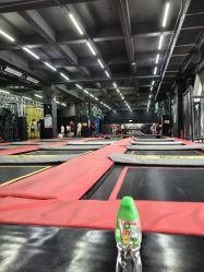 -零重力蹦床空间·滑梯·海洋球·团建(奥特莱斯店)
