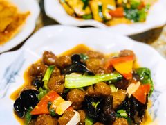 红烧丸子-芳芳餐厅(白沙路店)