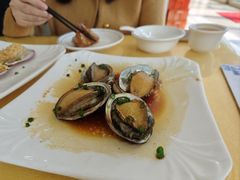 -鹏城人家海鲜酒家·23年老字号(较场尾店)
