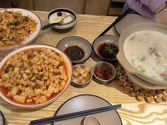 -叁煨蹄花·下饭盐帮菜(人民广场店)
