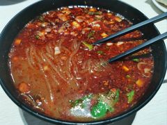 -牵人麻辣粉(粉巷店)