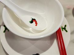 餐具摆设-芽笼芽笼新加坡餐厅(世纪汇店)
