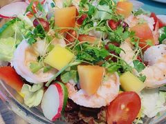 脆甜鲜虾沙拉-幸薈飯堂