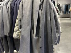 -URBAN REVIVO(欢乐海岸购物中心店)